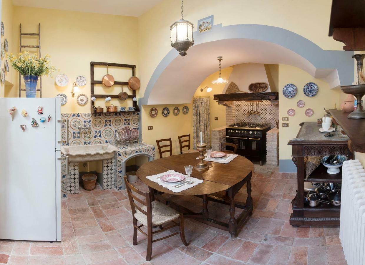 Il Teatro Di Nerone Appartement Napels Buitenkant foto